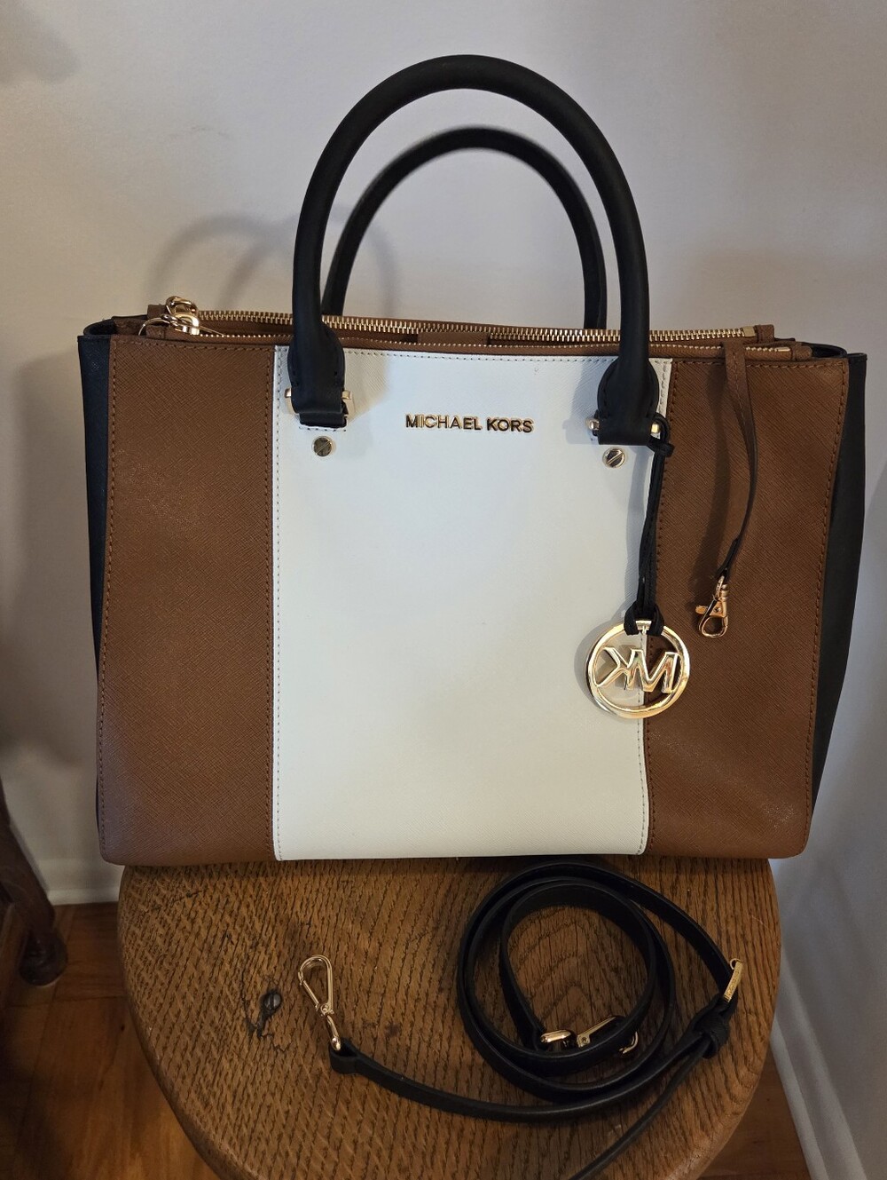 New Michael Kors Tri-Panel Leather Purse in Brown, White & Black